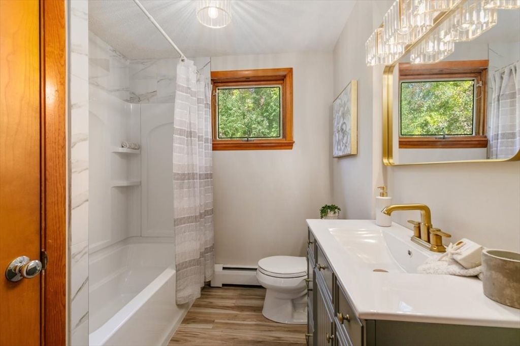 270 Lowell St Wakefield, MA 01880 270 Lowell St Wakefield, MA 01880