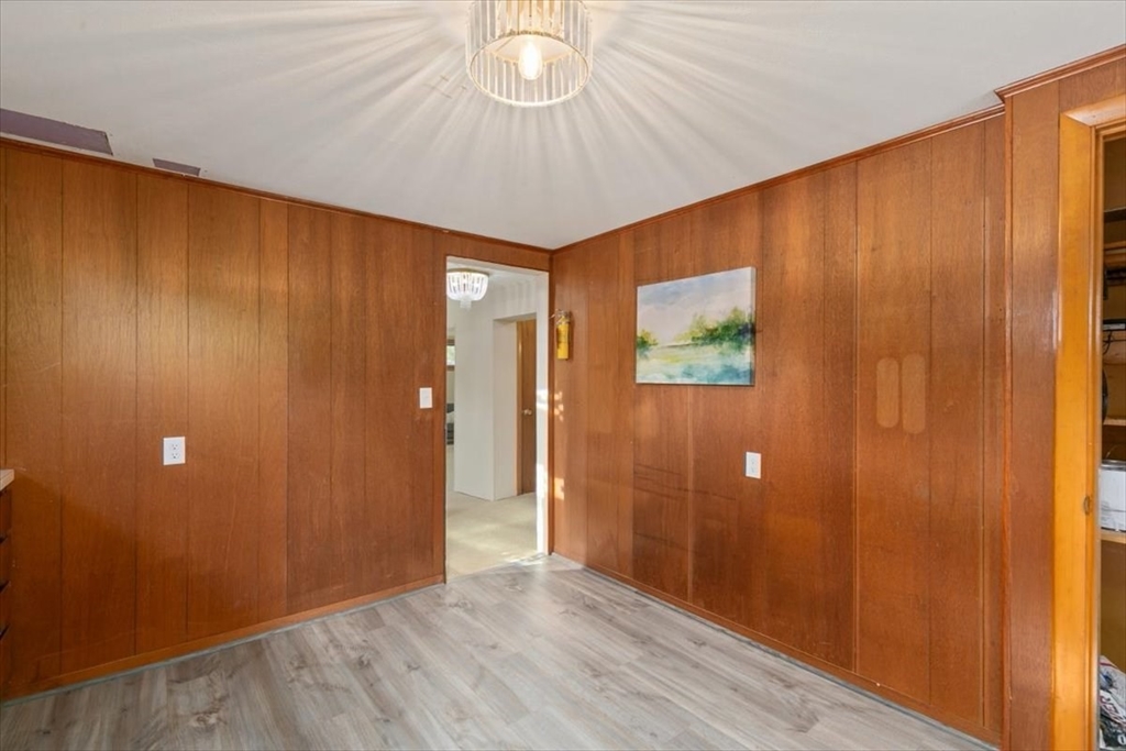 270 Lowell St Wakefield, MA 01880 270 Lowell St Wakefield, MA 01880