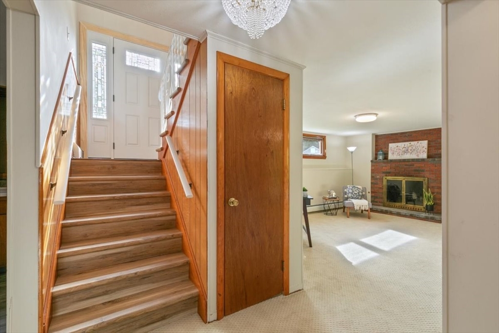 270 Lowell St Wakefield, MA 01880 270 Lowell St Wakefield, MA 01880