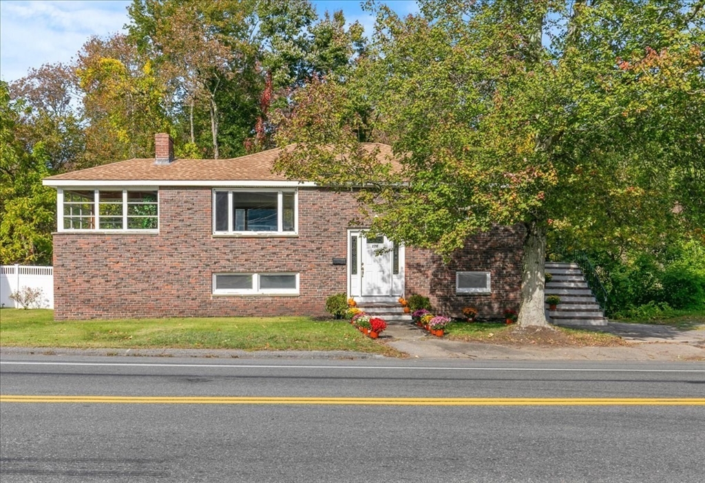 270 Lowell St Wakefield, MA 01880 270 Lowell St Wakefield, MA 01880
