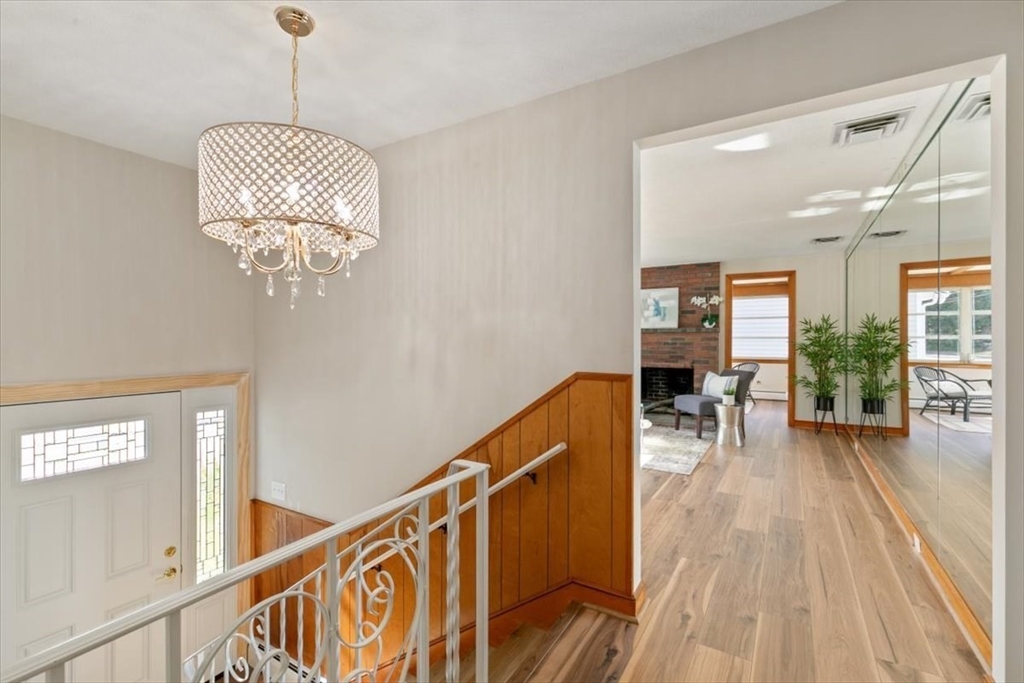 270 Lowell St Wakefield, MA 01880 270 Lowell St Wakefield, MA 01880