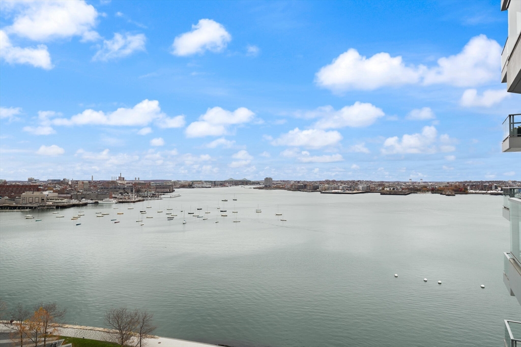 50 Liberty Dr #11L Boston, MA 02210