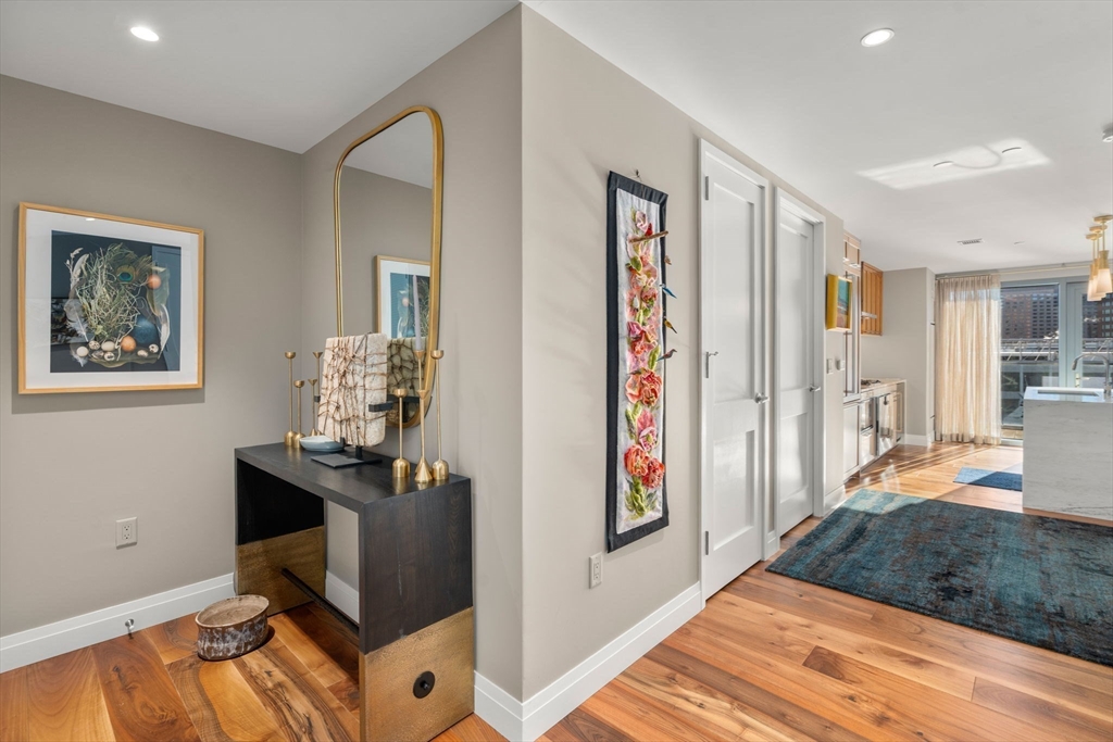 300 Pier 4th Blvd #6M Boston, MA 02110