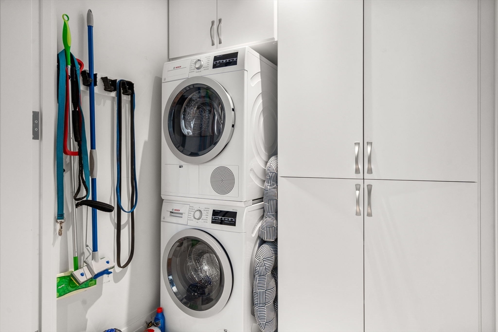 300 Pier 4th Blvd #6M Boston, MA 02110