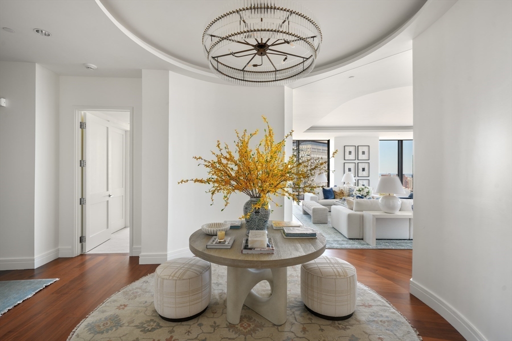 1 Dalton St #U5602 Boston, MA 02115