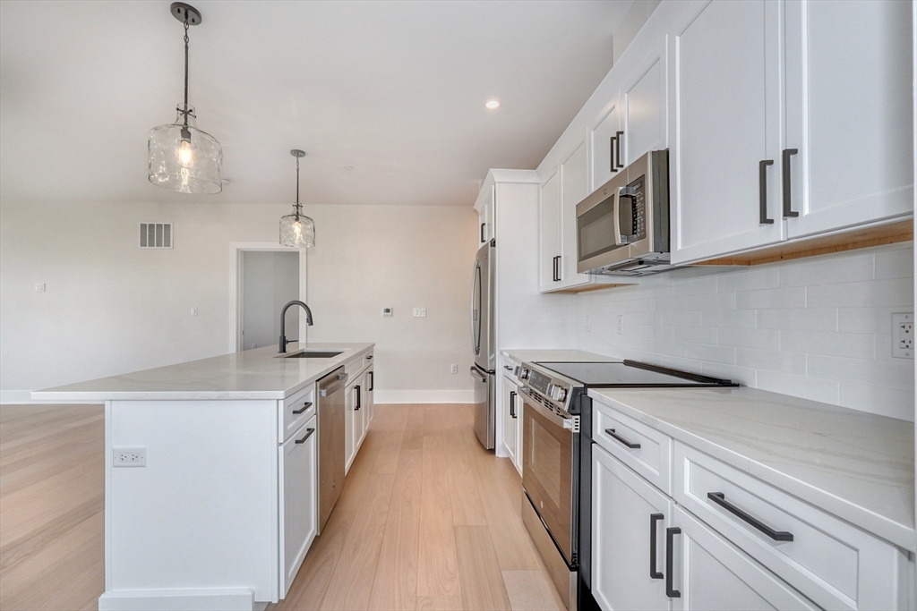 62 Foundry St #315 Wakefield, MA 01880