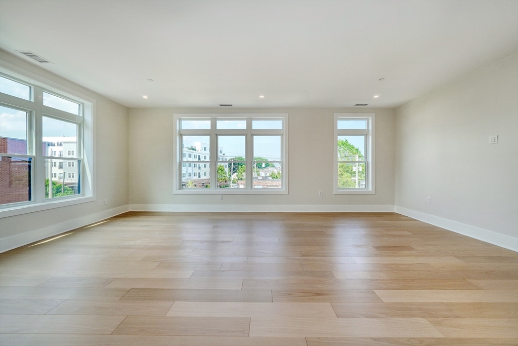 62 Foundry St #315 Wakefield, MA 01880