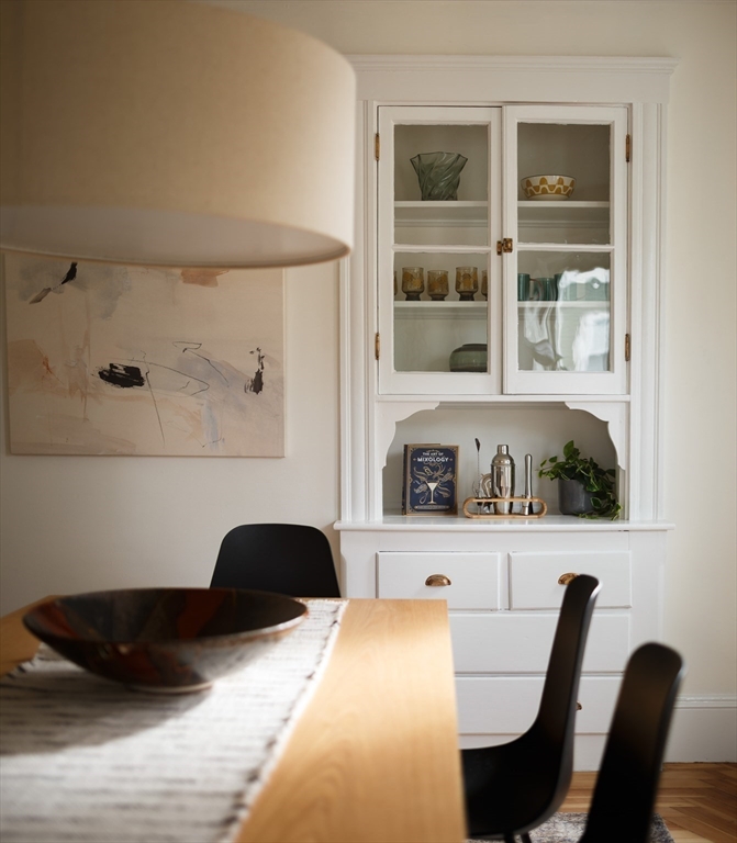 250 Walden St #2 Cambridge, MA 02140