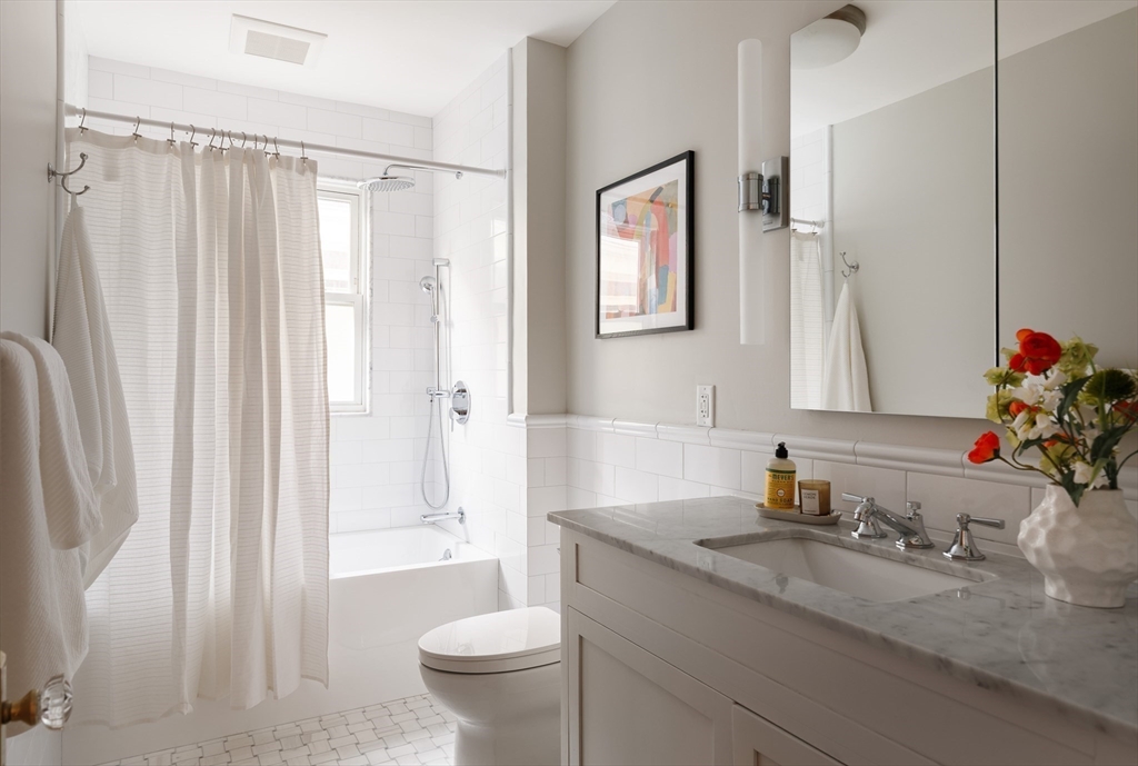 250 Walden St #2 Cambridge, MA 02140