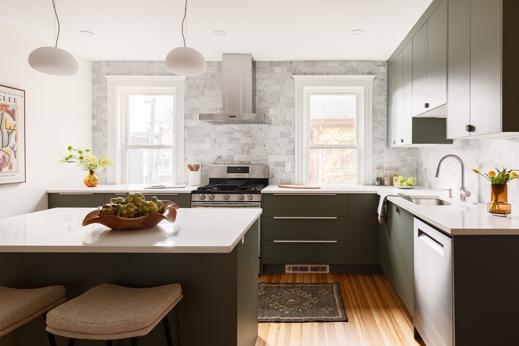 250 Walden St #2 Cambridge, MA 02140