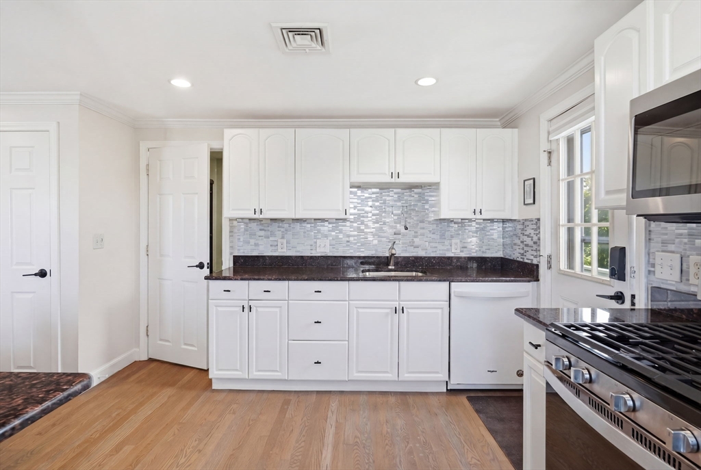 11 Columbia Rd #8 Wakefield, MA 01880