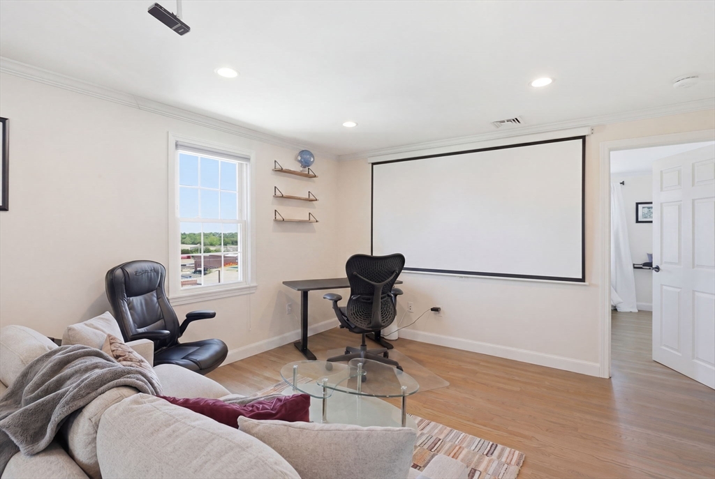 11 Columbia Rd #8 Wakefield, MA 01880