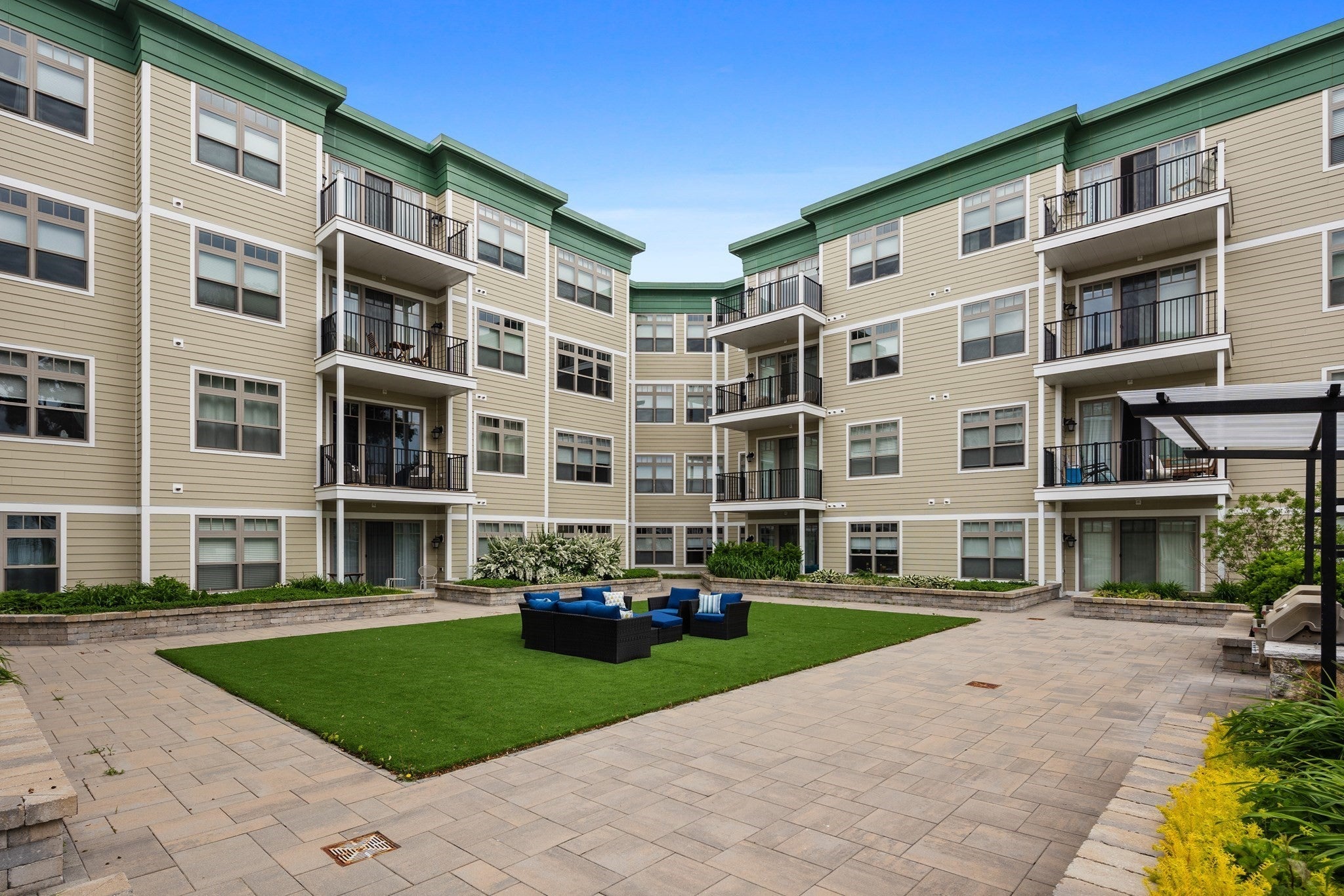 69 Foundry St #401 Wakefield, MA 01880