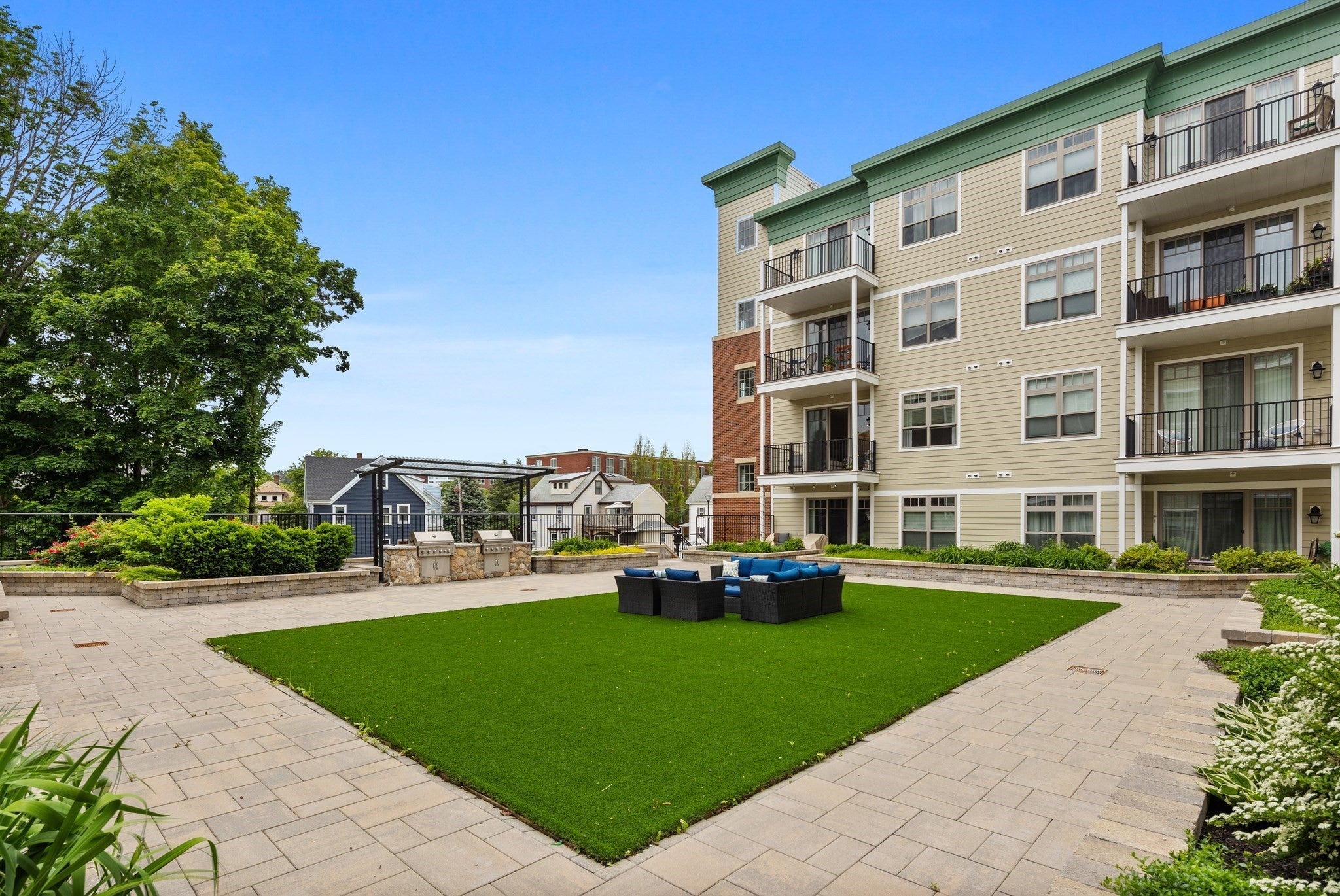 69 Foundry St #401 Wakefield, MA 01880