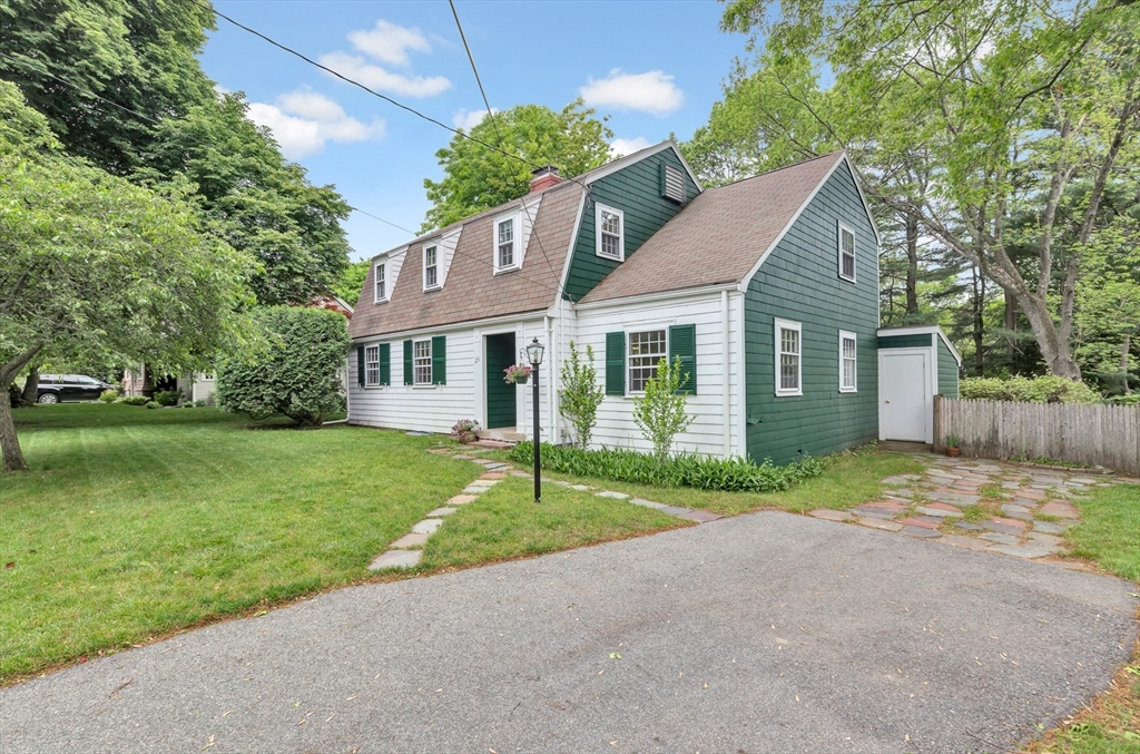 25 Canterbury Rd