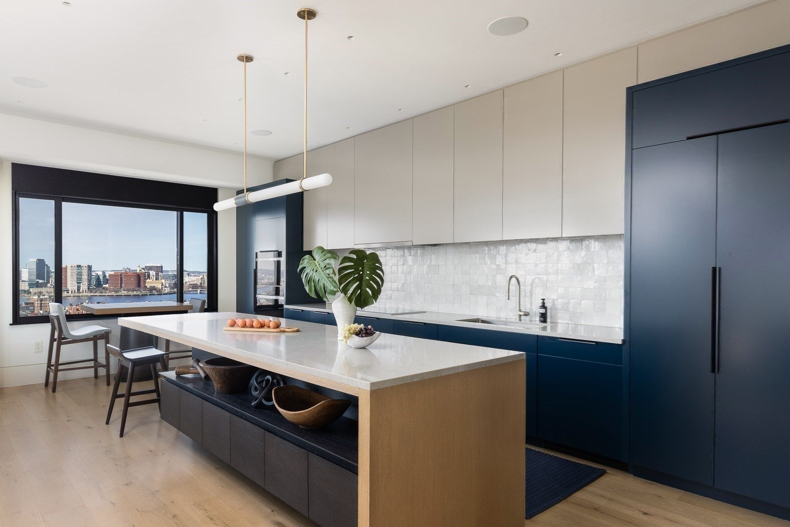 1 Huntington Ave #PH1702 Boston, MA 02116