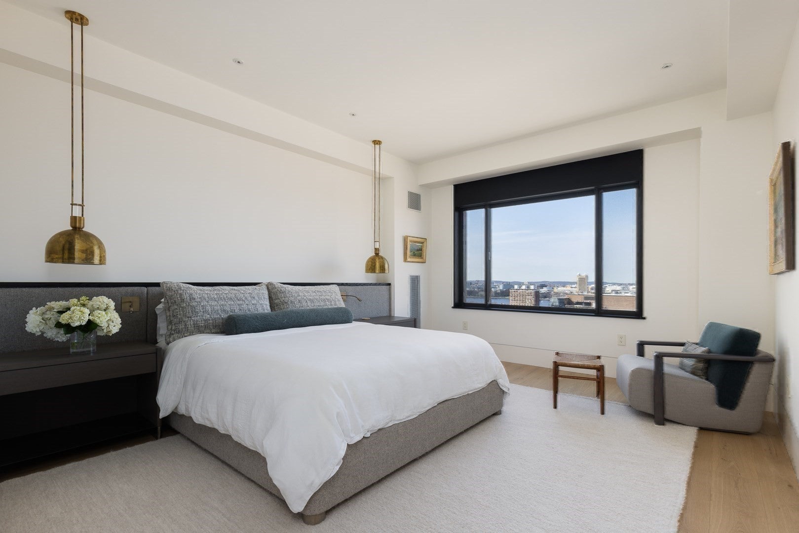 1 Huntington Ave #PH1702 Boston, MA 02116