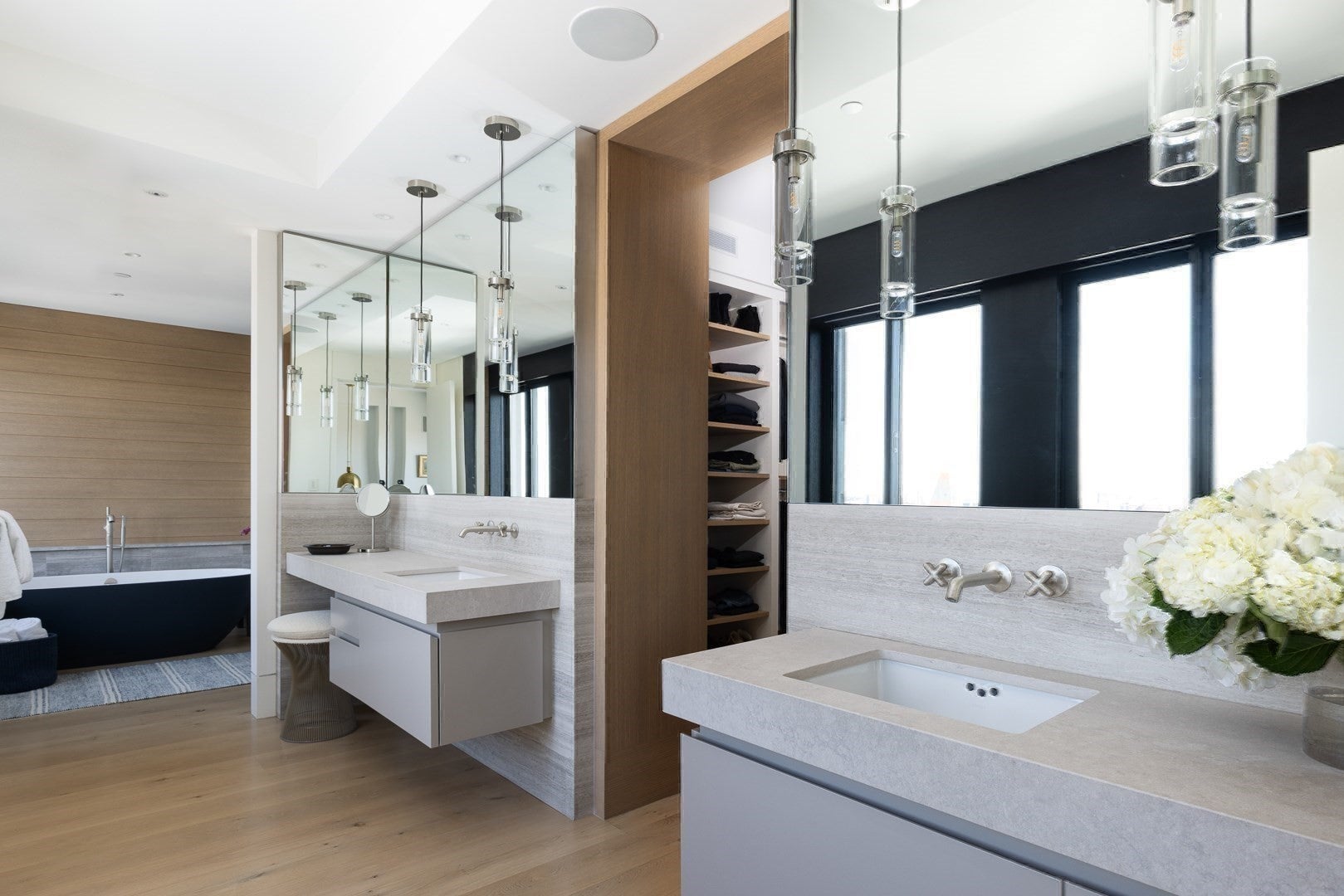 1 Huntington Ave #PH1702 Boston, MA 02116