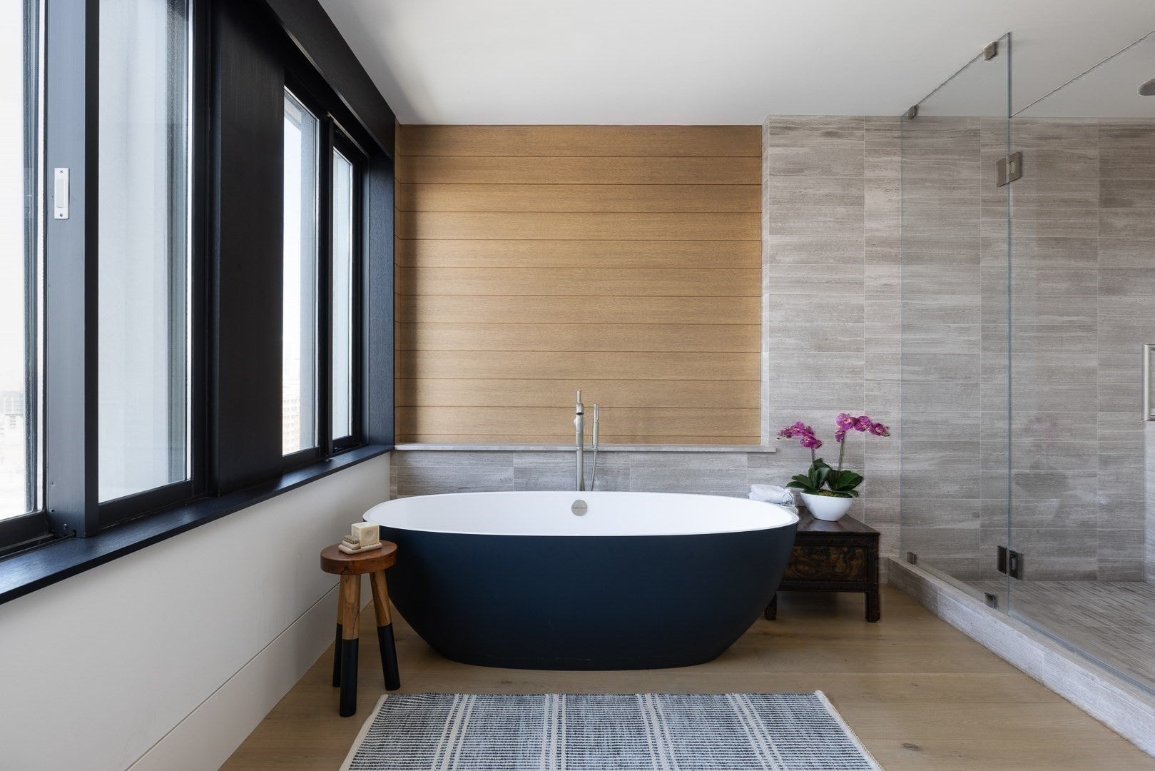 1 Huntington Ave #PH1702 Boston, MA 02116