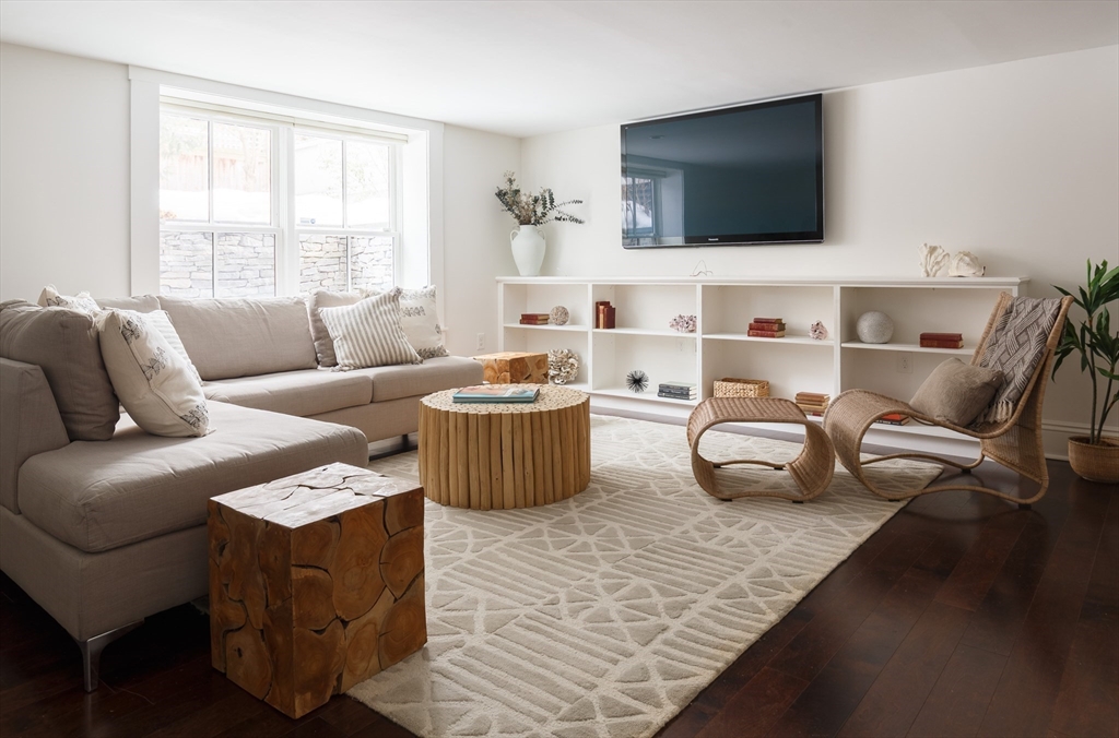 22 Clinton St #22 Cambridge, MA 02139