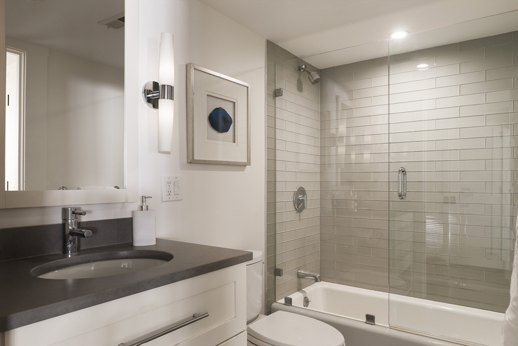 22 Clinton St #22 Cambridge, MA 02139