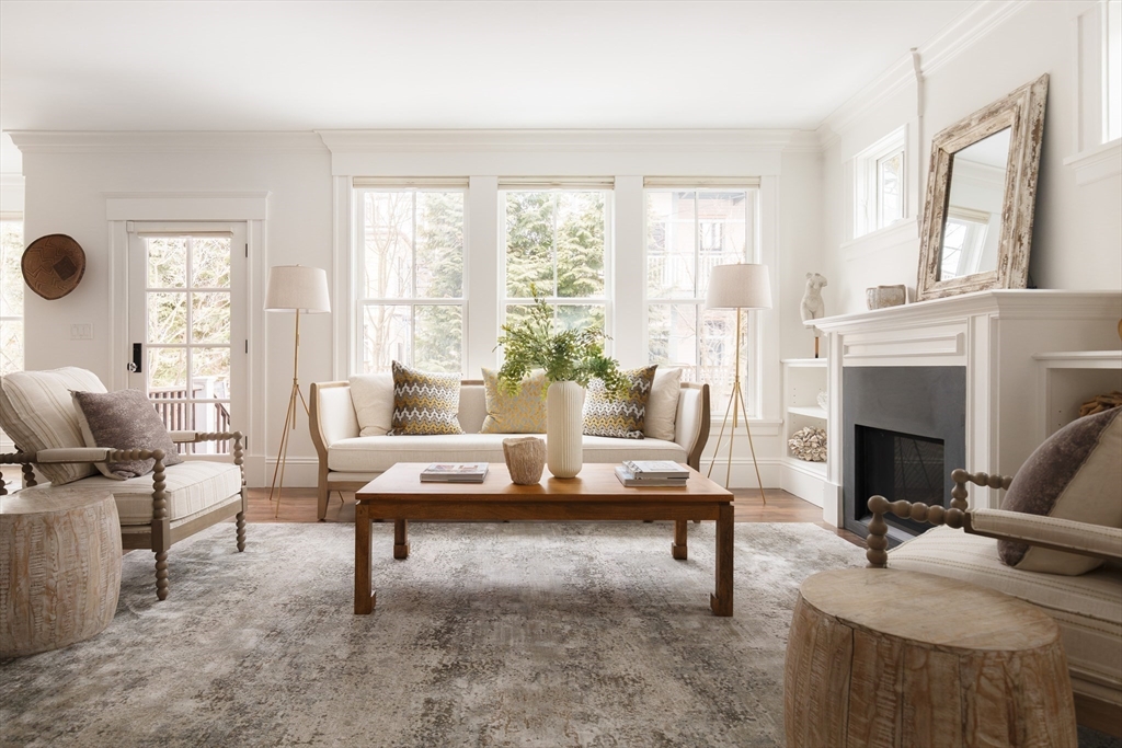 22 Clinton St #22 Cambridge, MA 02139