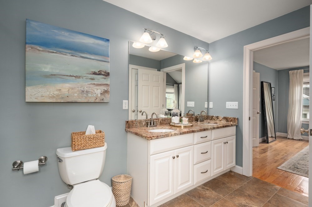 8 Gates Ln #A Wakefield, MA 01880