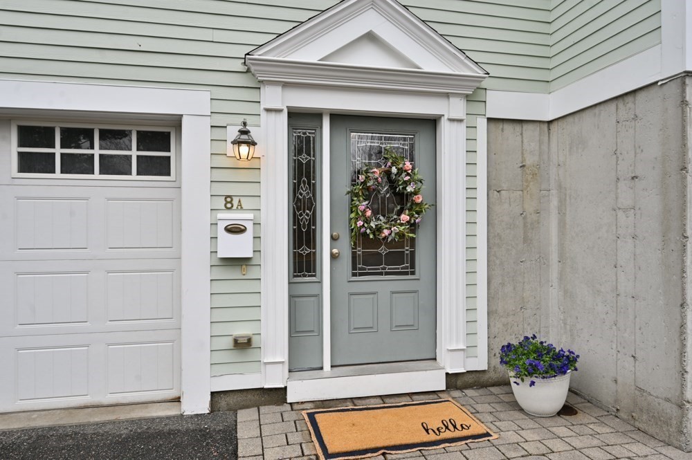 8 Gates Ln #A Wakefield, MA 01880