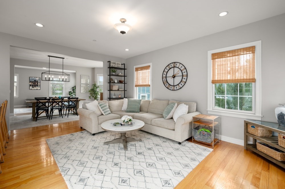 8 Gates Ln #A Wakefield, MA 01880