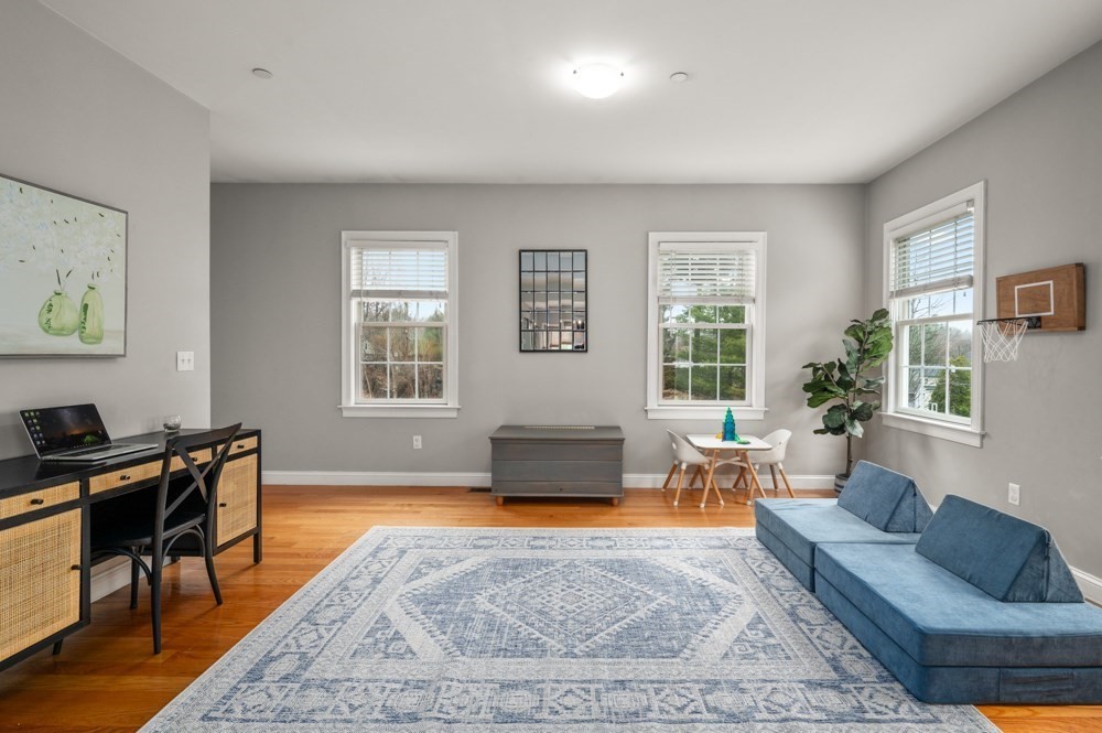 8 Gates Ln #A Wakefield, MA 01880