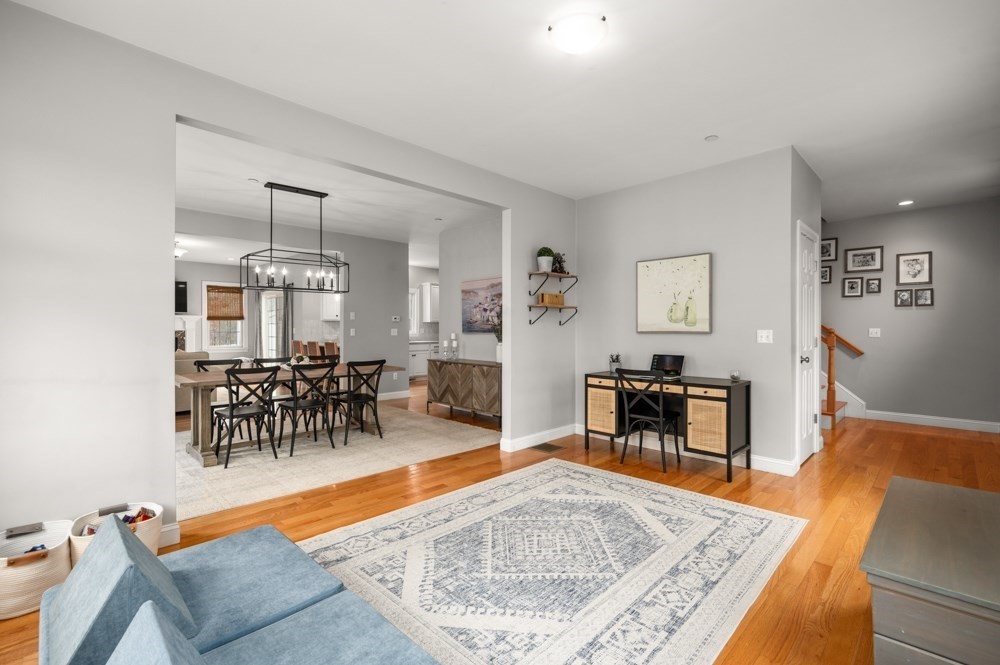 8 Gates Ln #A Wakefield, MA 01880