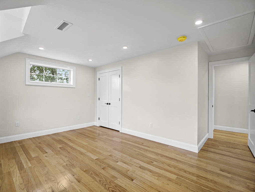6 Lovis Ave Wakefield, MA 01880 6 Lovis Ave Wakefield, MA 01880