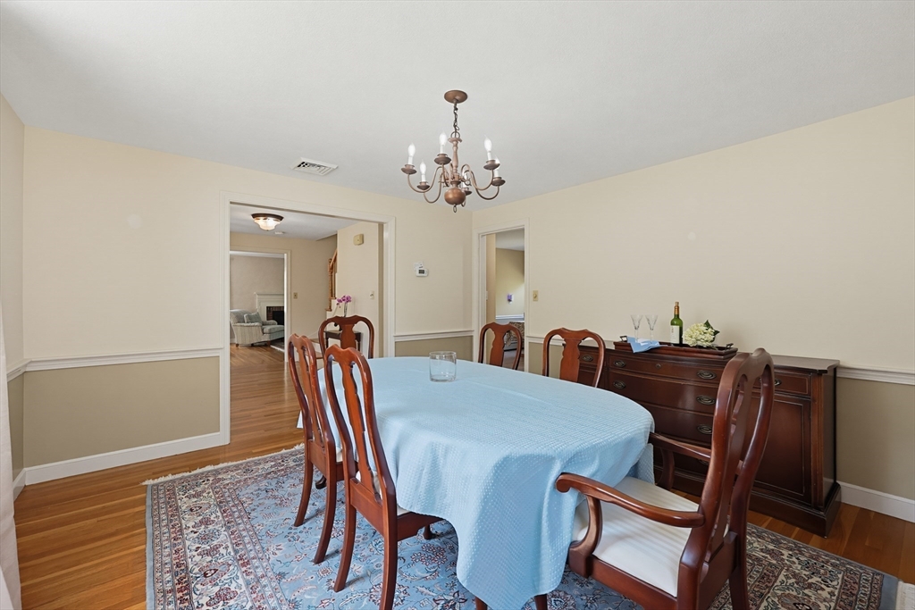 19 Belmont Rd Wakefield, MA 01880