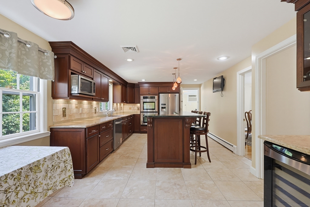 19 Belmont Rd Wakefield, MA 01880
