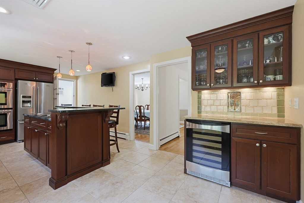 19 Belmont Rd Wakefield, MA 01880