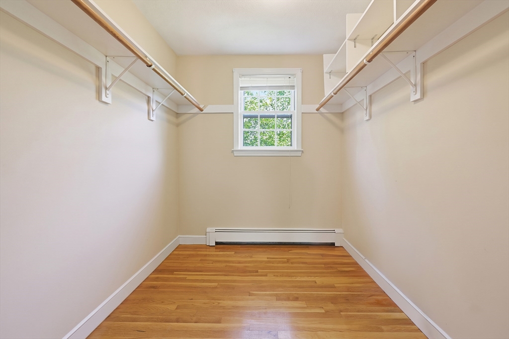 19 Belmont Rd Wakefield, MA 01880