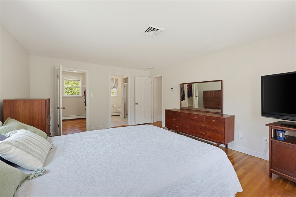 19 Belmont Rd Wakefield, MA 01880