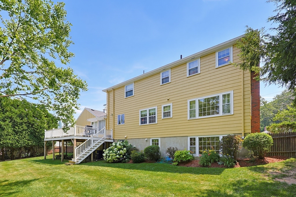 19 Belmont Rd Wakefield, MA 01880