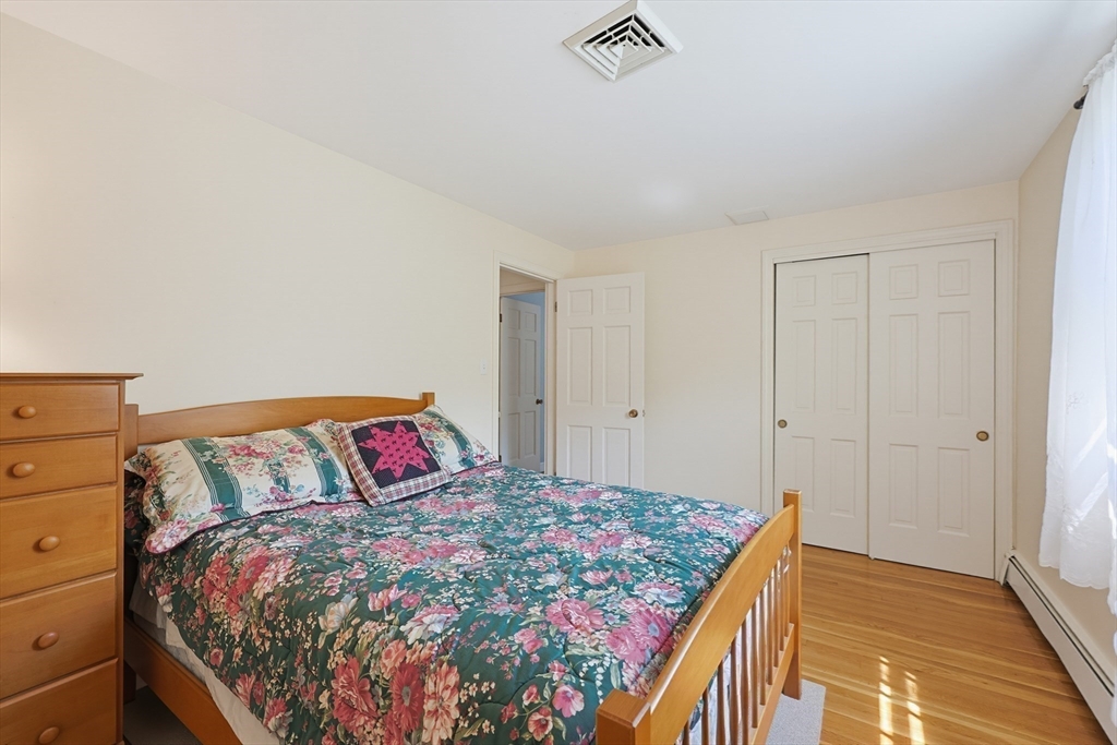 19 Belmont Rd Wakefield, MA 01880