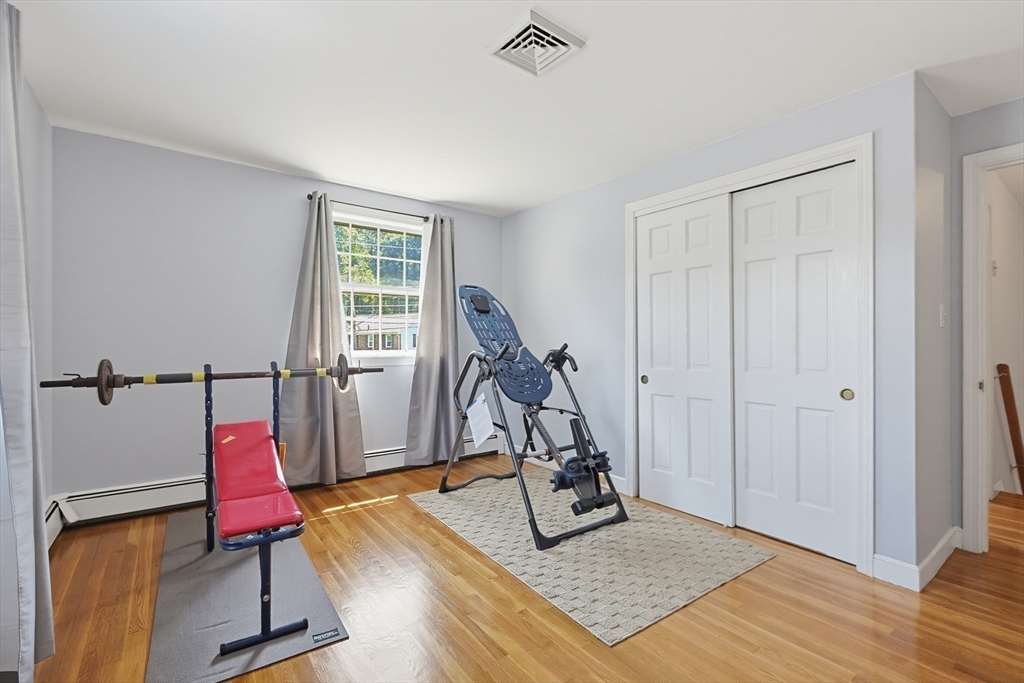 19 Belmont Rd Wakefield, MA 01880