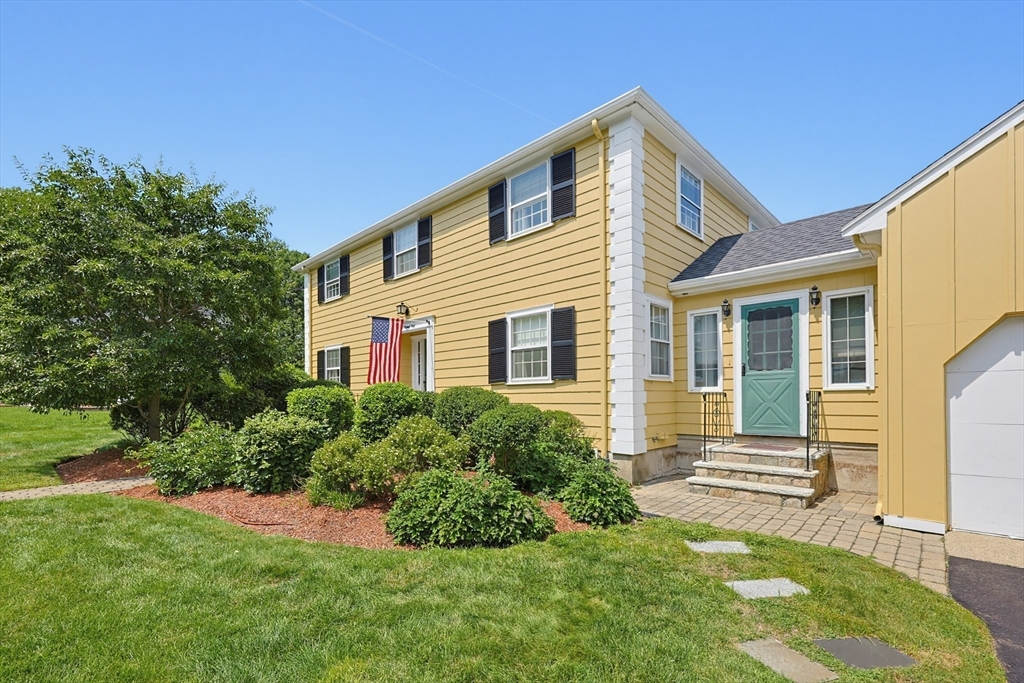 19 Belmont Rd Wakefield, MA 01880
