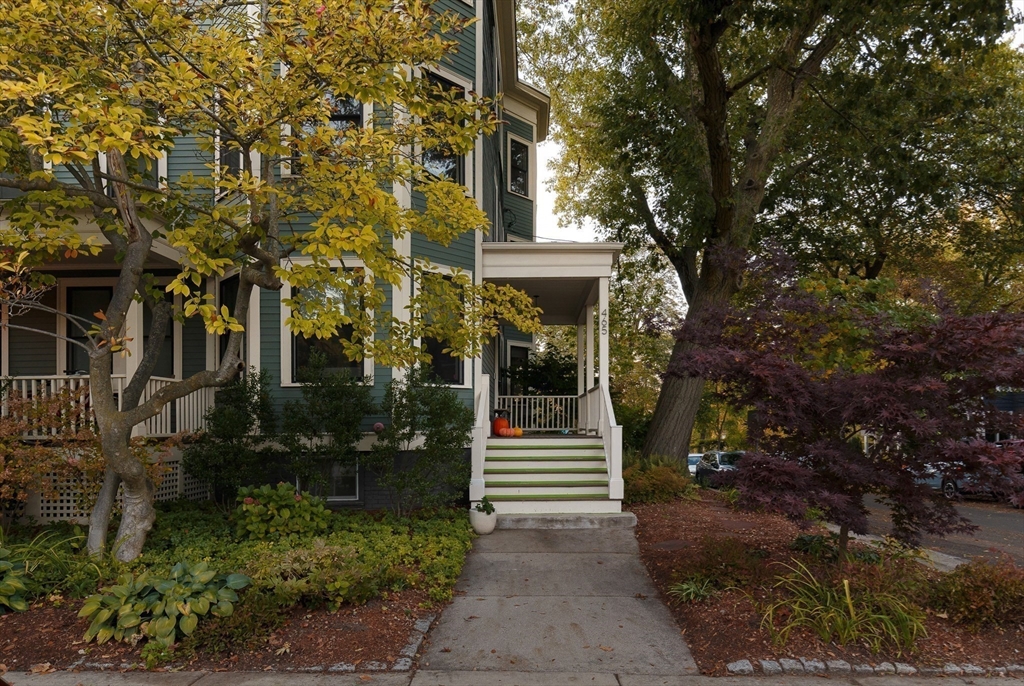 465 Huron Ave #1 Cambridge, MA 02138