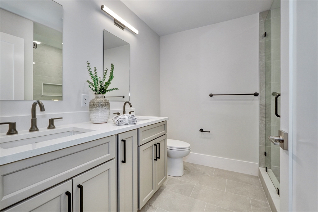 62 Foundry St #416 Wakefield, MA 01880