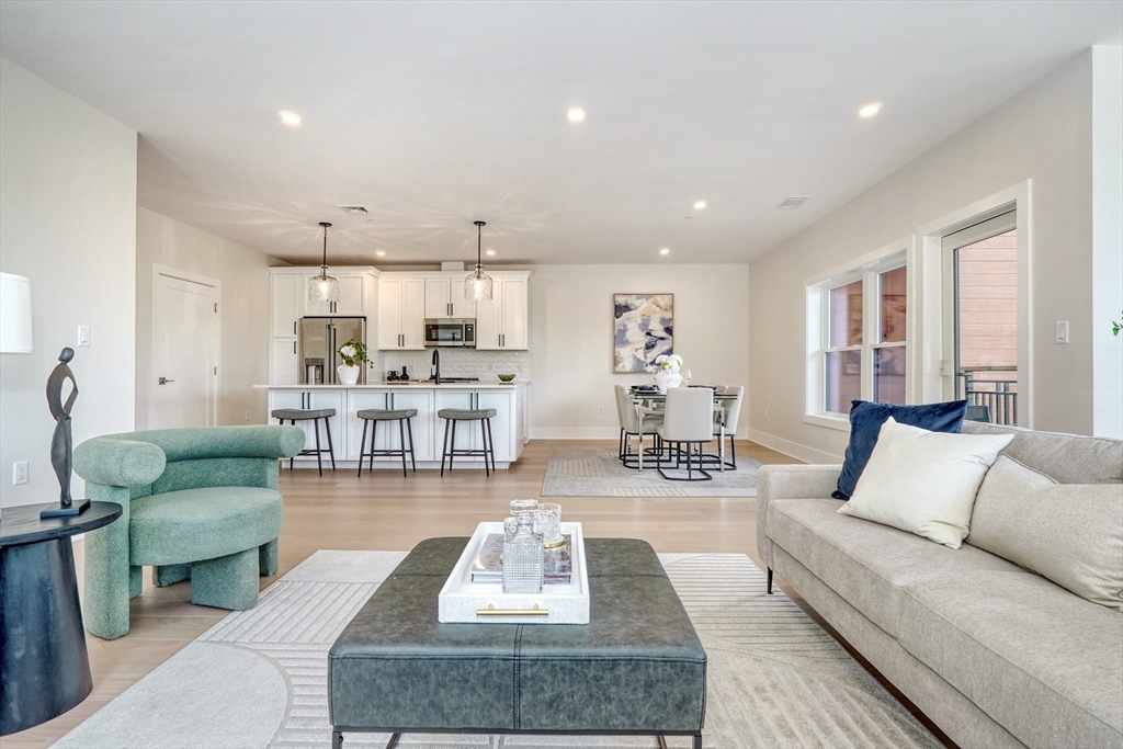62 Foundry St #416 Wakefield, MA 01880