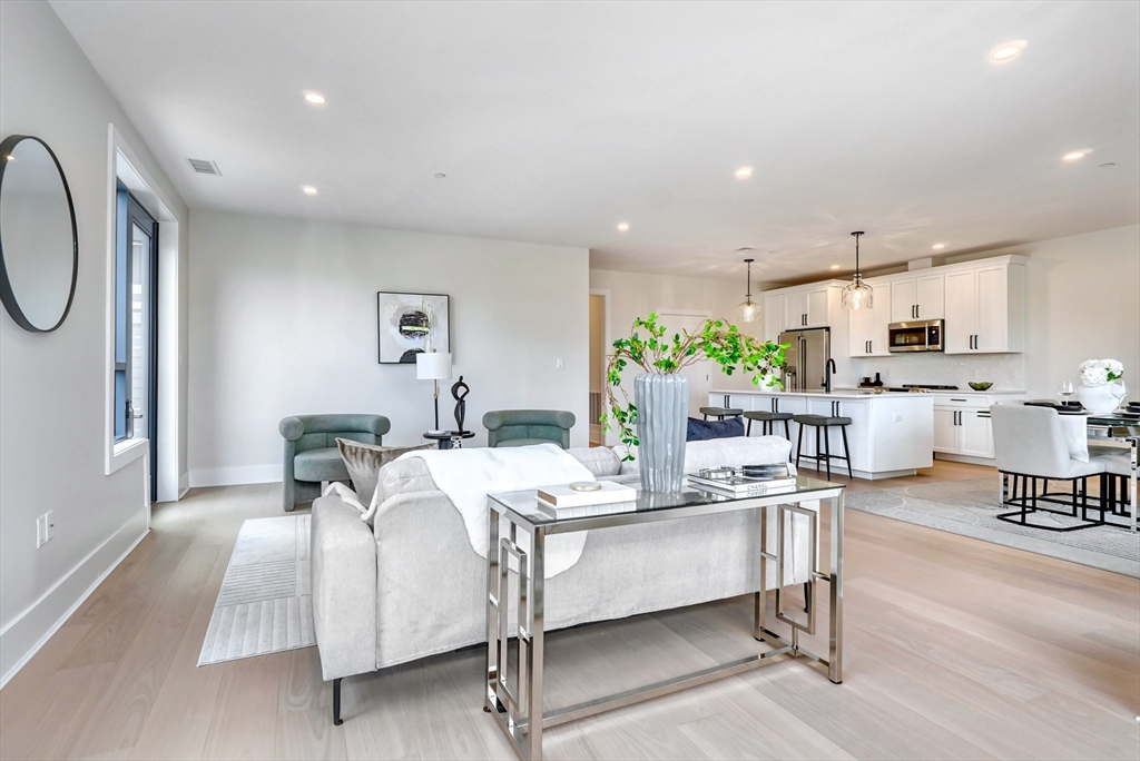 62 Foundry St #416 Wakefield, MA 01880