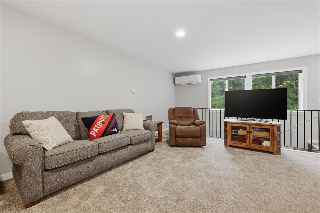 149 Sleepy Holw Rd Wakefield, NH 03872