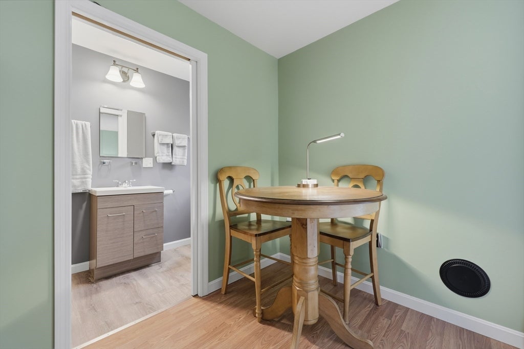 149 Sleepy Holw Rd Wakefield, NH 03872