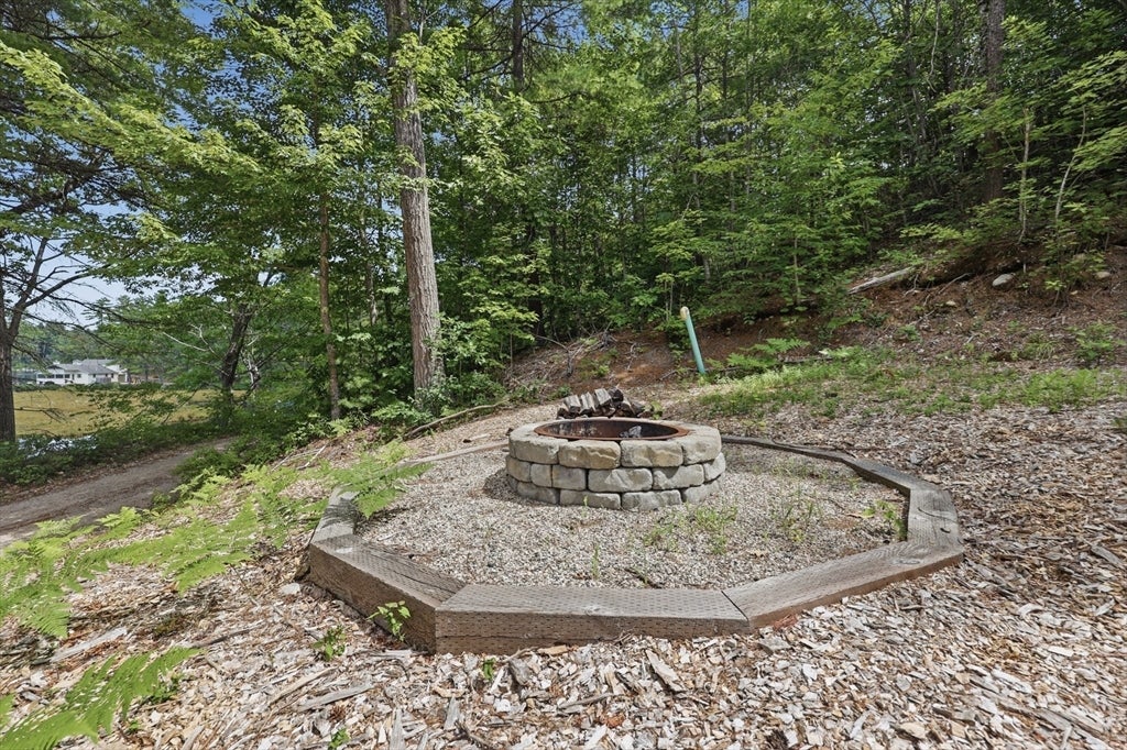 149 Sleepy Holw Rd Wakefield, NH 03872