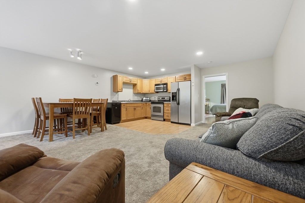 149 Sleepy Holw Rd Wakefield, NH 03872