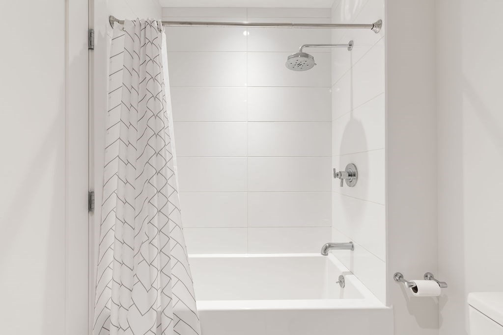 100 Shawmut Ave #807 Boston, MA 02118